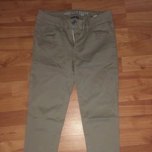 khaki skinny jeans